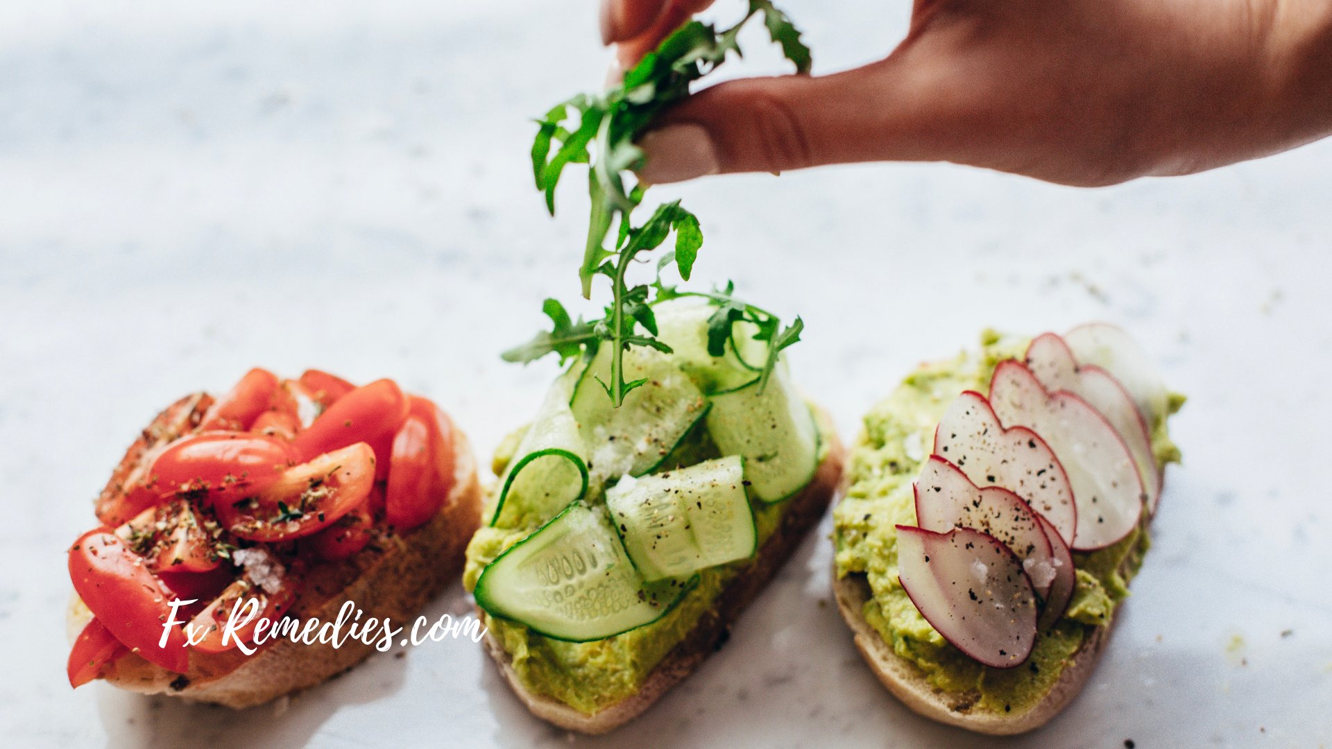 Here are some clean eating ideas for breakfast, lunch and dinner that will help you overcome the fear of getting started with clean eating. Healthy eating doesn't have to be complicated. 